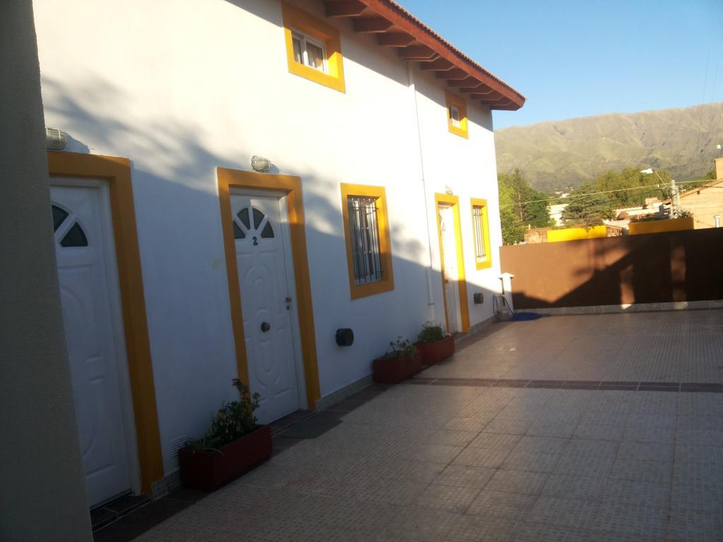 Departamentos Los Almendros 메를로 객실 사진