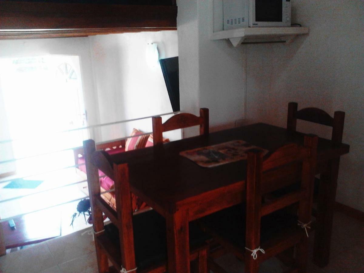 Departamentos Los Almendros 메를로 객실 사진